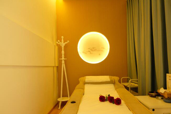 青岛日式指压的寂静美学：在按压中听见雪落的声音